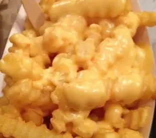 Cheesy crinkle fries